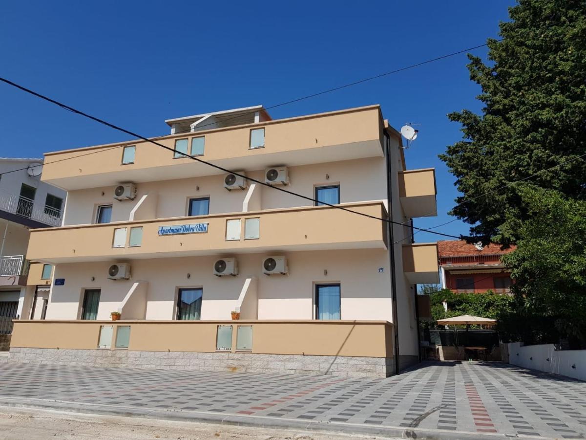 Apartmani Dobra Villa Vodice Exteriör bild