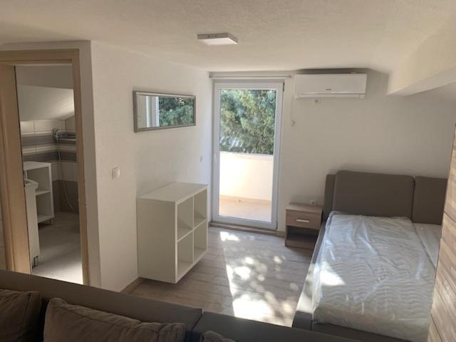 Apartmani Dobra Villa Vodice Exteriör bild