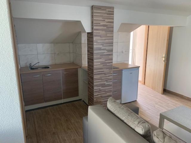 Apartmani Dobra Villa Vodice Exteriör bild